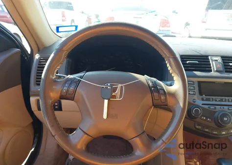 2006 Honda Accord 3.0 Ex z USA, uszkodzony, nr VIN 1HGCM66546A043557